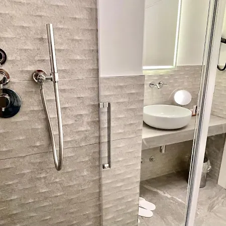 Le Muraine Konukevi 4*
